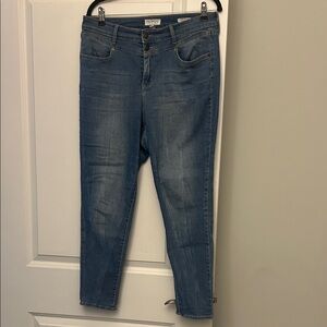 sofia by sofia vergara Light Blue Skinny Jeans